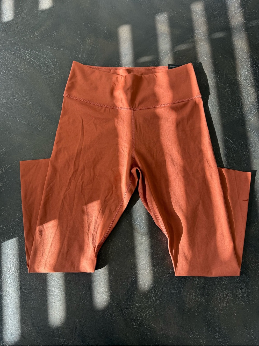Nike - Women Rust Orange High-Waist Leggings
